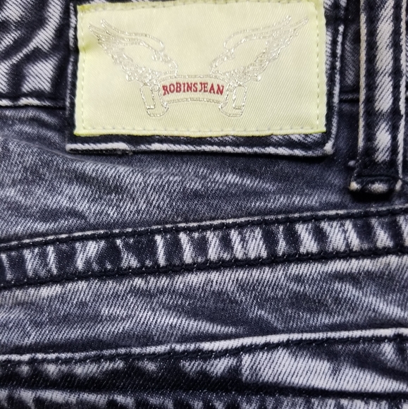 Robin Jean's 42 X 34 - Picture 5 of 9